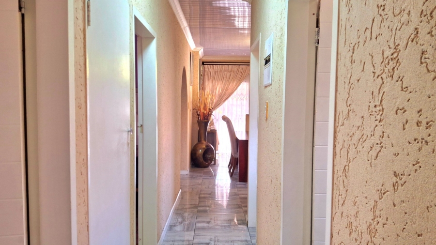 3 Bedroom Property for Sale in Zamdela Free State